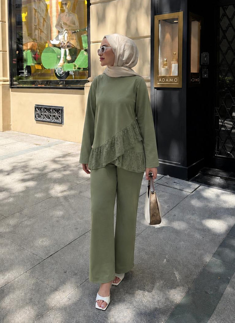 Sage Lace Oysho Set