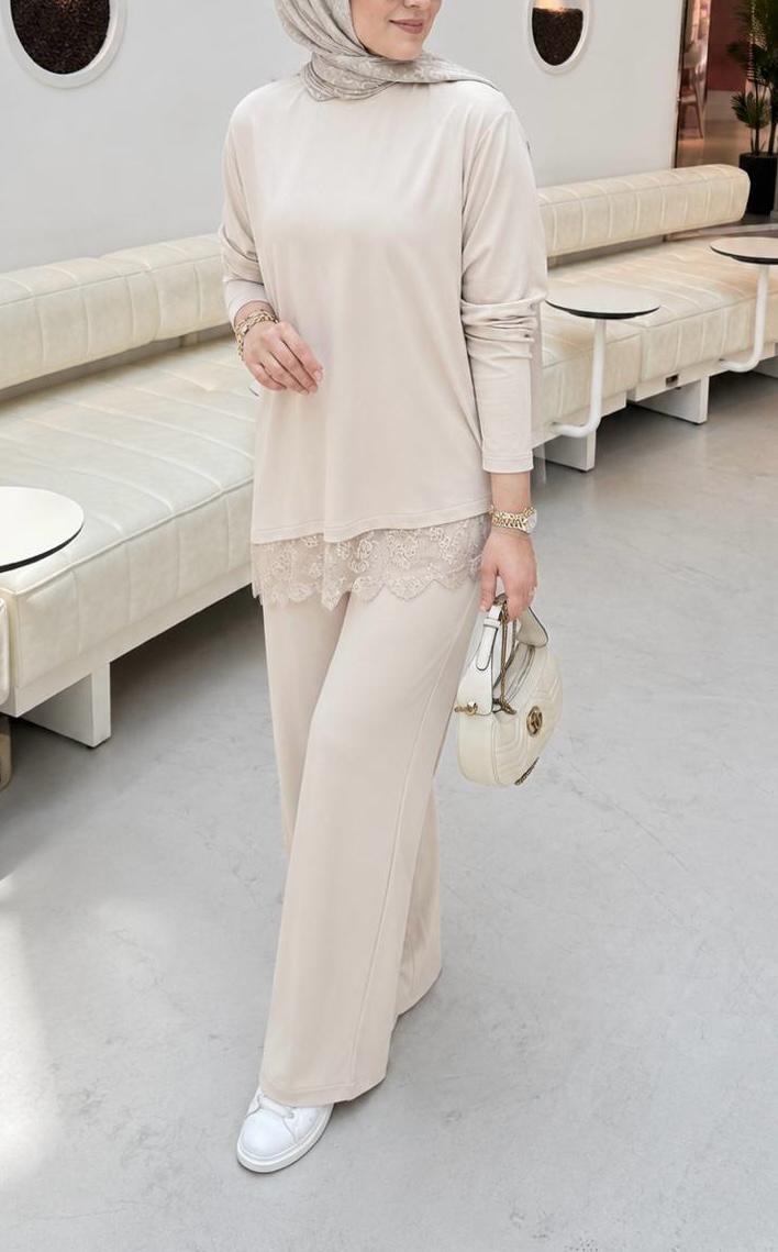 Cream Lace Oysho Set