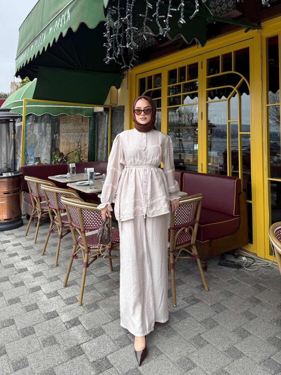 Soft Beige Muslin Set 