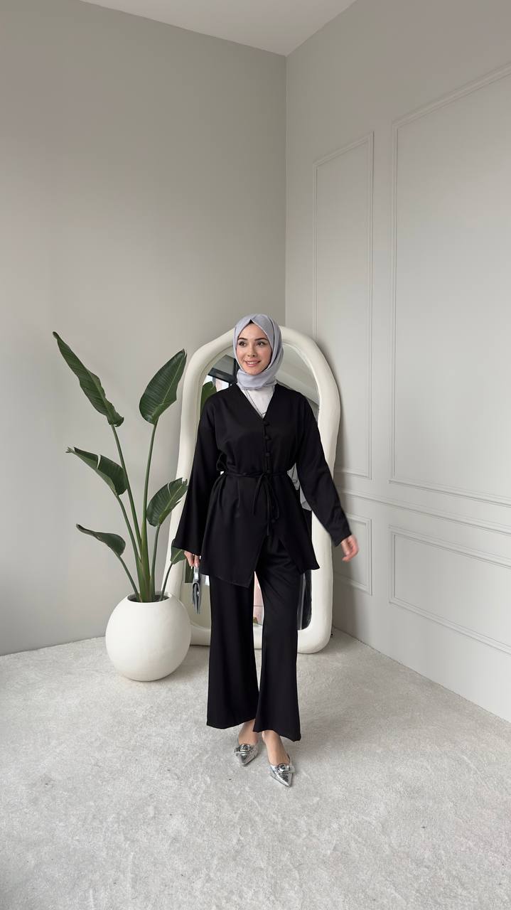 Luna Buttoned Two-Piece Luxury Set